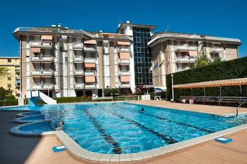 Residence Santa Fe Immobiliare Pacella 利多迪迪耶索洛 0*,  意大利